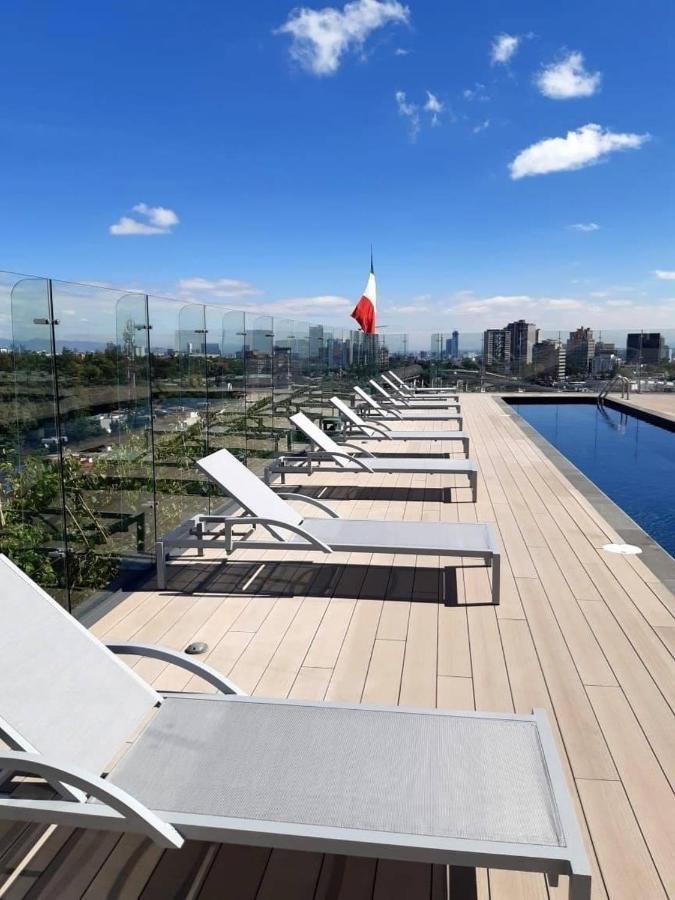 Galeria Plaza San Jeronimo Hotel Mexico-stad Buitenkant foto Rooftop pool at the hotel