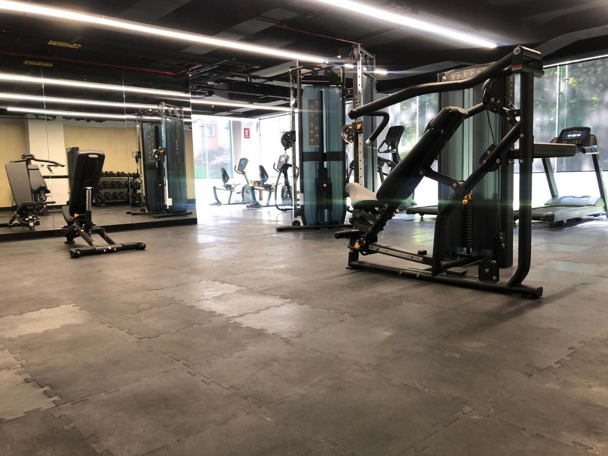 Galeria Plaza San Jeronimo Hotel Mexico-stad Buitenkant foto The gym at the 2018 edition of the World Economic Forum